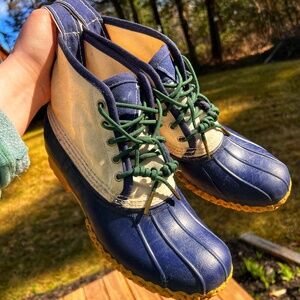 L.L. Bean Women's 6" Boot - Navy Blue & Cream w/ Green L.L. Bean Custom Laces